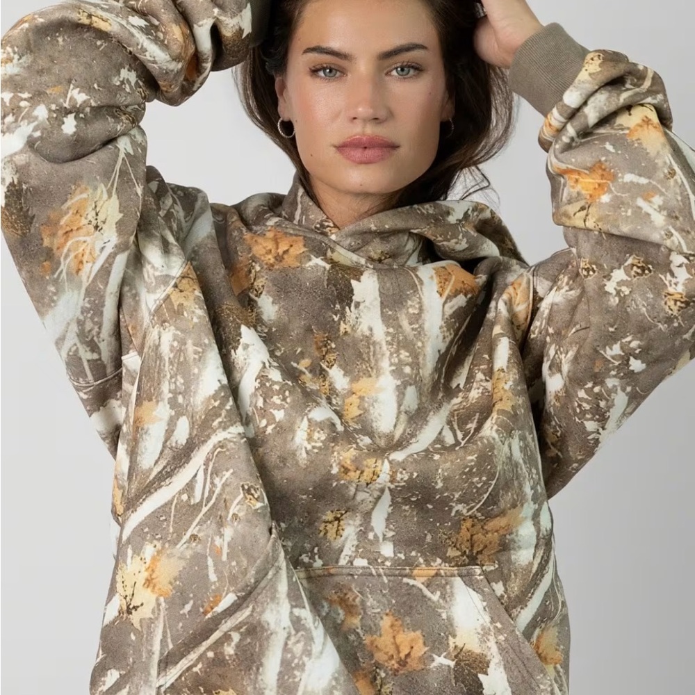 COMFRT CAMO Oversized Graphic Hoodie Sweatshirt XS